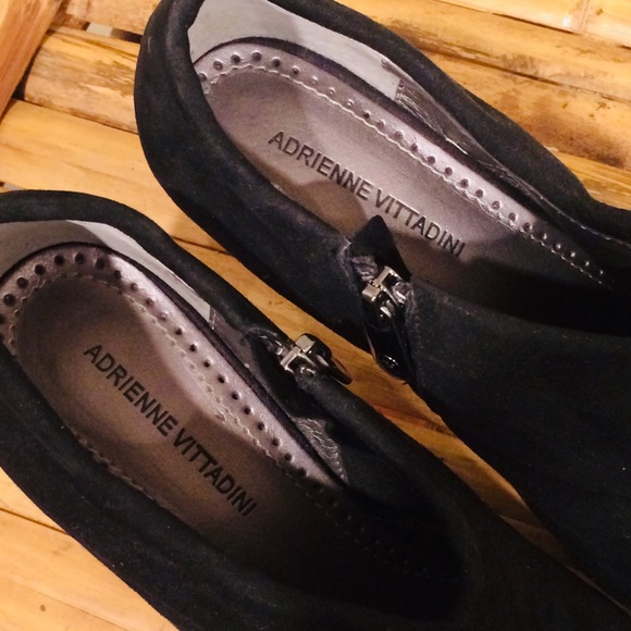 ADRIENNE VITTADINI Black Suede Booties - Picture 6 of 9